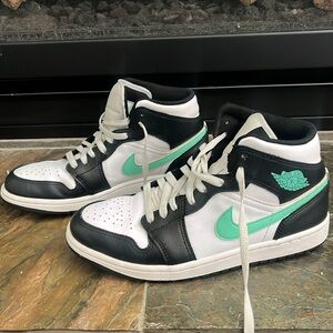 Nike Air Jordan Size 8 Men's High Top